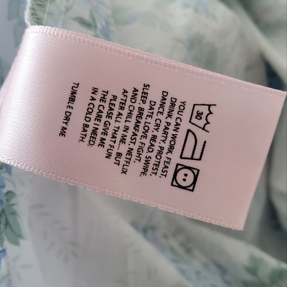 Selkie The Cream Puff Blouse in La Belle Etoile - Picture 13 of 16